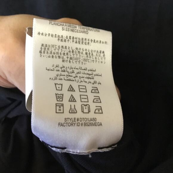 BCBGMaxAzria Black Scoop Neck Long-Sleeve Top - Picture 8 of 12